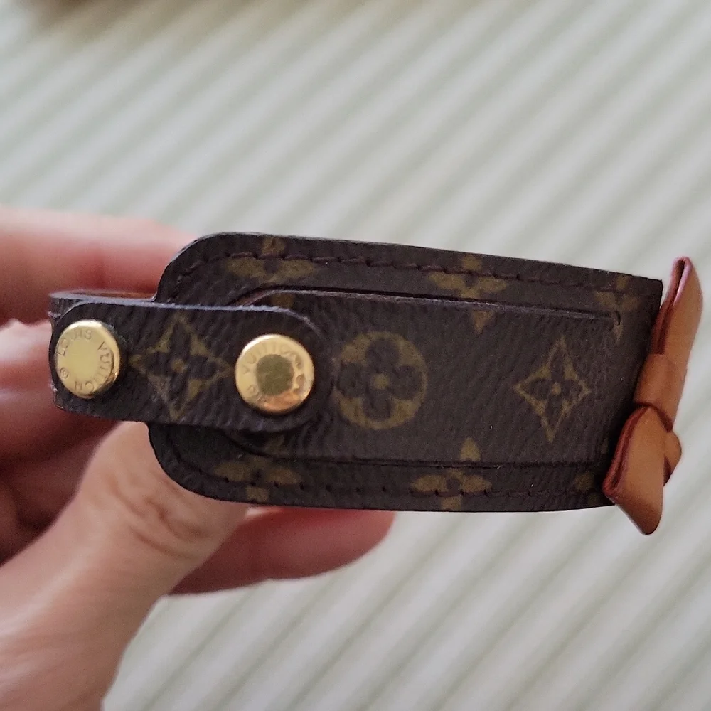 Louis Vuitton Brown Monogram Leather Bracelet with Tan Bow and Gold Hardware - Picture 2 of 9